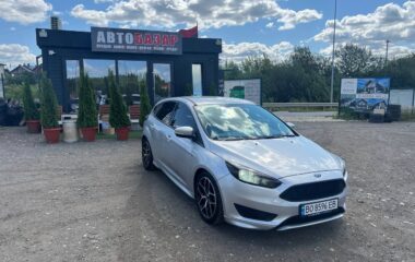 2016  FORD Focus 5 Doors