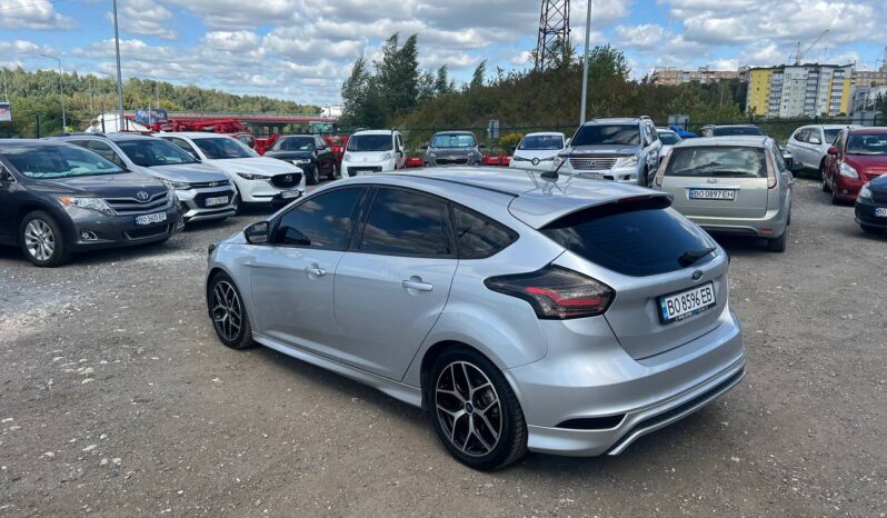 
								2016  FORD Focus 5 Doors заповнено									