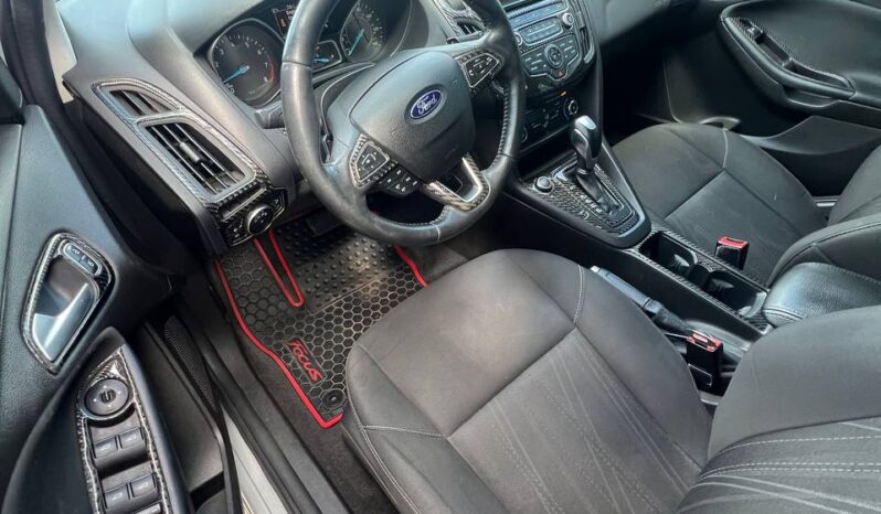 
								2016  FORD Focus 5 Doors заповнено									