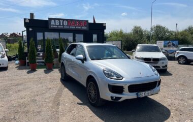 Porsche Cayenne 2016
