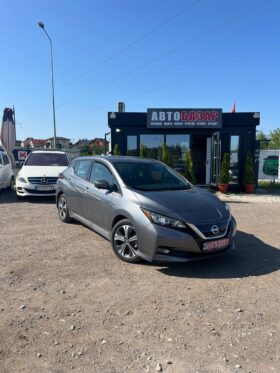 2021  NISSAN Leaf