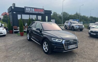 2020  AUDI Q5