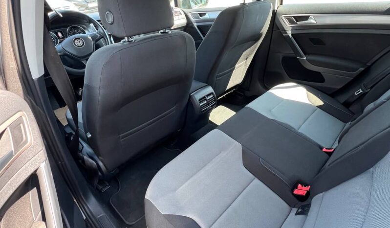 
								2015  VOLKSWAGEN eGolf заповнено									