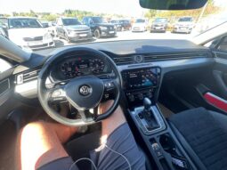 
										2019  VOLKSWAGEN Passat заповнено									