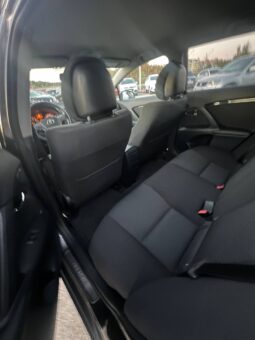 
										2011  TOYOTA Avensis заповнено									