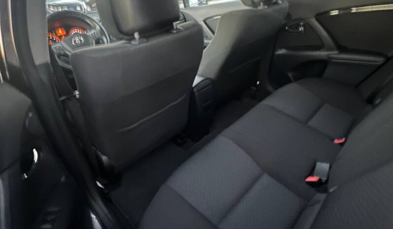 
								2011  TOYOTA Avensis заповнено									