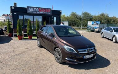 2017  MERCEDES BENZ BKlasse