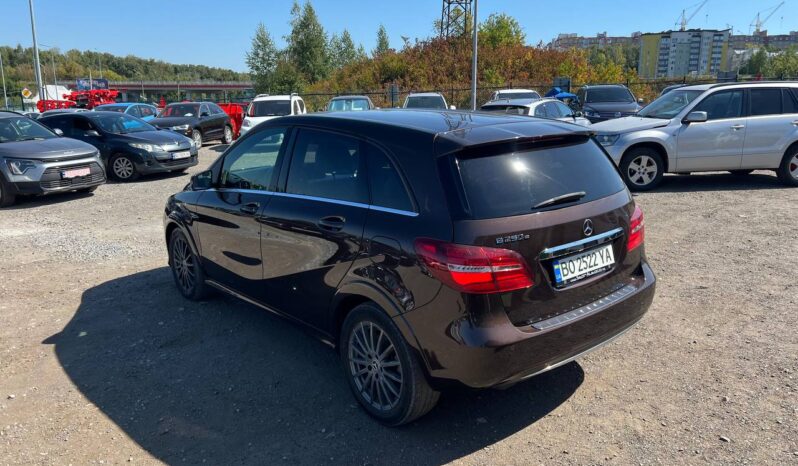
								2017  MERCEDES BENZ BKlasse заповнено									