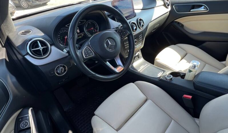 
								2017  MERCEDES BENZ BKlasse заповнено									
