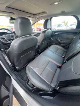 
										2014  FORD Focus 5 Doors заповнено									