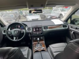 
										2016  VOLKSWAGEN Touareg заповнено									