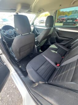 
										2020  SKODA Octavia Combi заповнено									