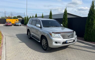 2010  LEXUS LX