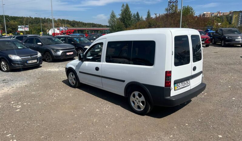 
								2008  OPEL Combo заповнено									