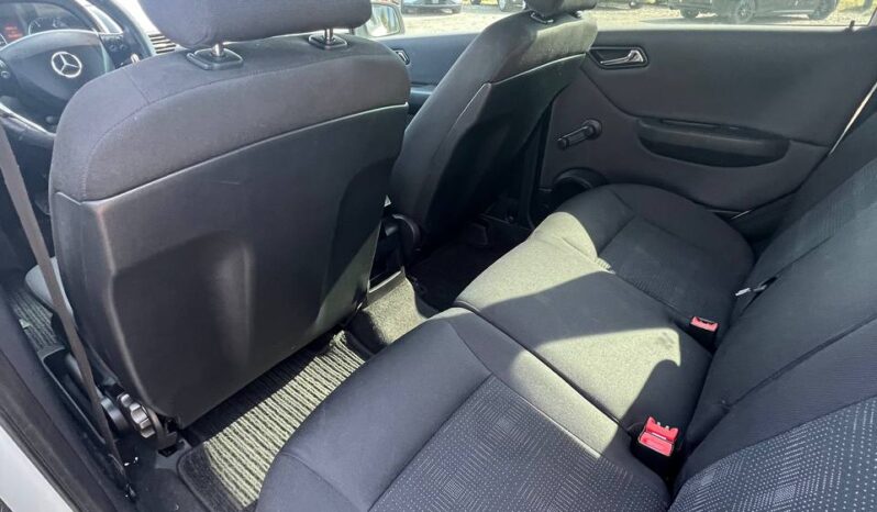 
								2010  MERCEDES BENZ AClass L Sedan заповнено									