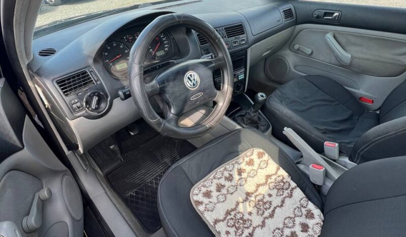 
								2000  VOLKSWAGEN Bora заповнено									