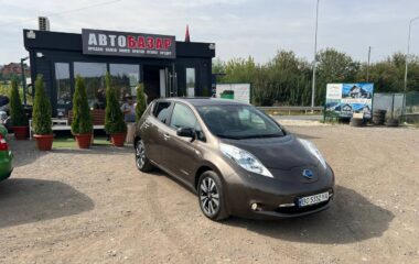 2017  NISSAN Leaf
