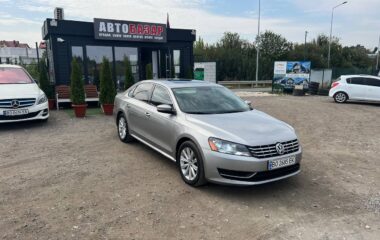 2012  VOLKSWAGEN Passat
