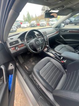 
										2012  VOLKSWAGEN Passat заповнено									