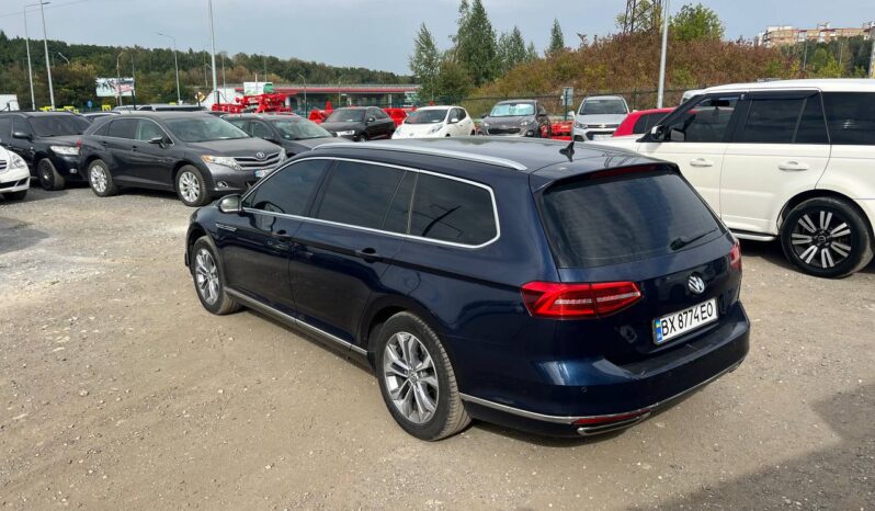
								2015  VOLKSWAGEN Passat заповнено									