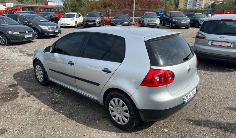 
								2005  VOLKSWAGEN Golf V Va заповнено									