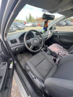 
										2005  VOLKSWAGEN Golf V Va заповнено									