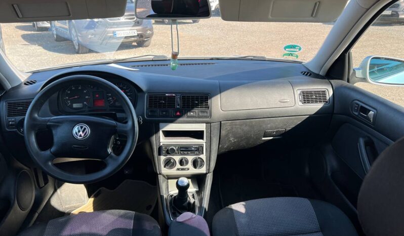 
								2002  VOLKSWAGEN Golf IV C заповнено									