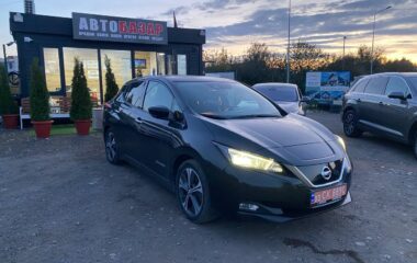 2018  NISSAN Leaf