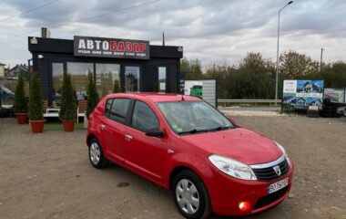 2009  RENAULT Logan