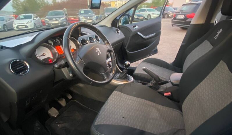
								2011  PEUGEOT 308 SW заповнено									