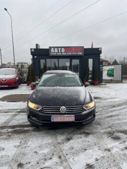 
										2019  VOLKSWAGEN Passat заповнено									