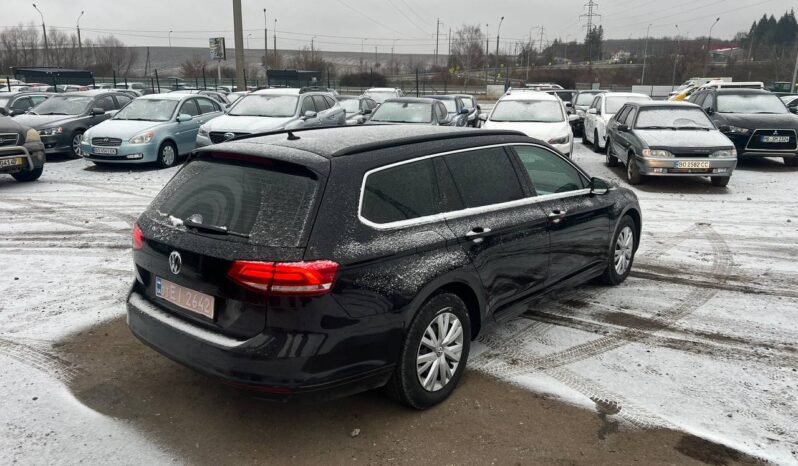 
								2019  VOLKSWAGEN Passat заповнено									