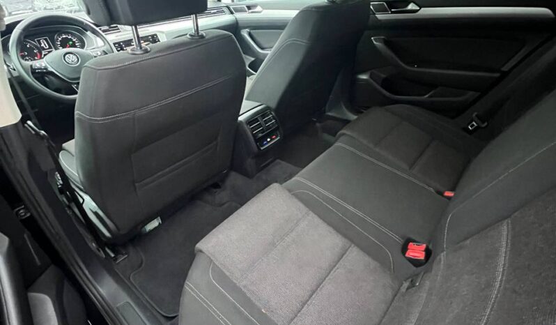 
								2019  VOLKSWAGEN Passat заповнено									