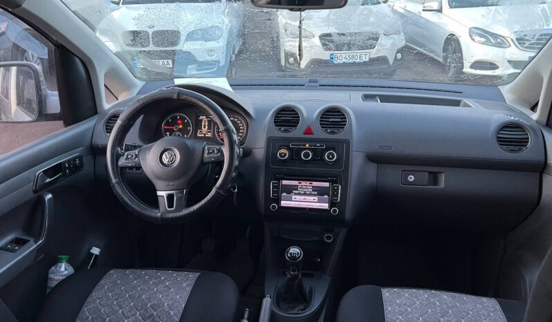 
								2014  VOLKSWAGEN Caddy заповнено									