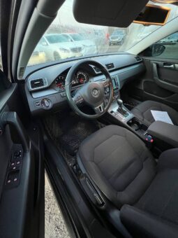 
										2012  VOLKSWAGEN Passat заповнено									