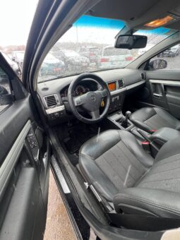 
										2008  OPEL Vectra Sed заповнено									