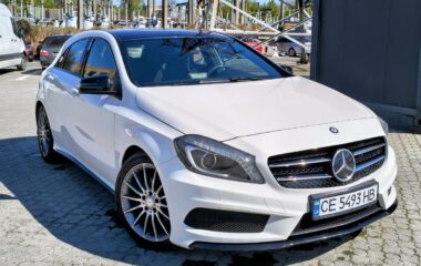 2014  MERCEDES BENZ AKlasse W176